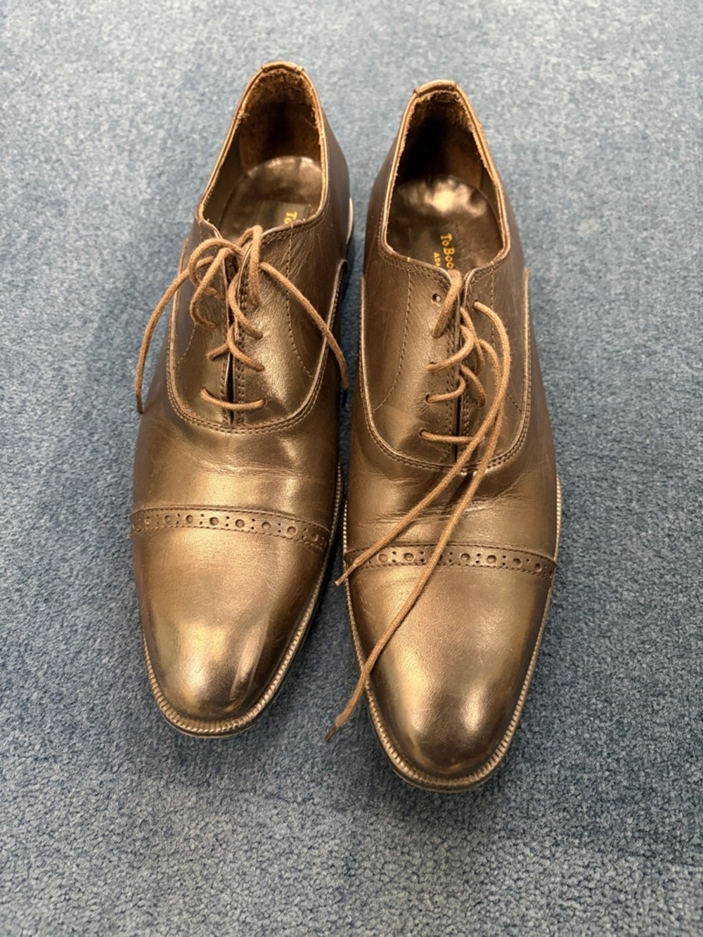 To Boot Brown Cap-Toe Derby Lace-Up Shoes